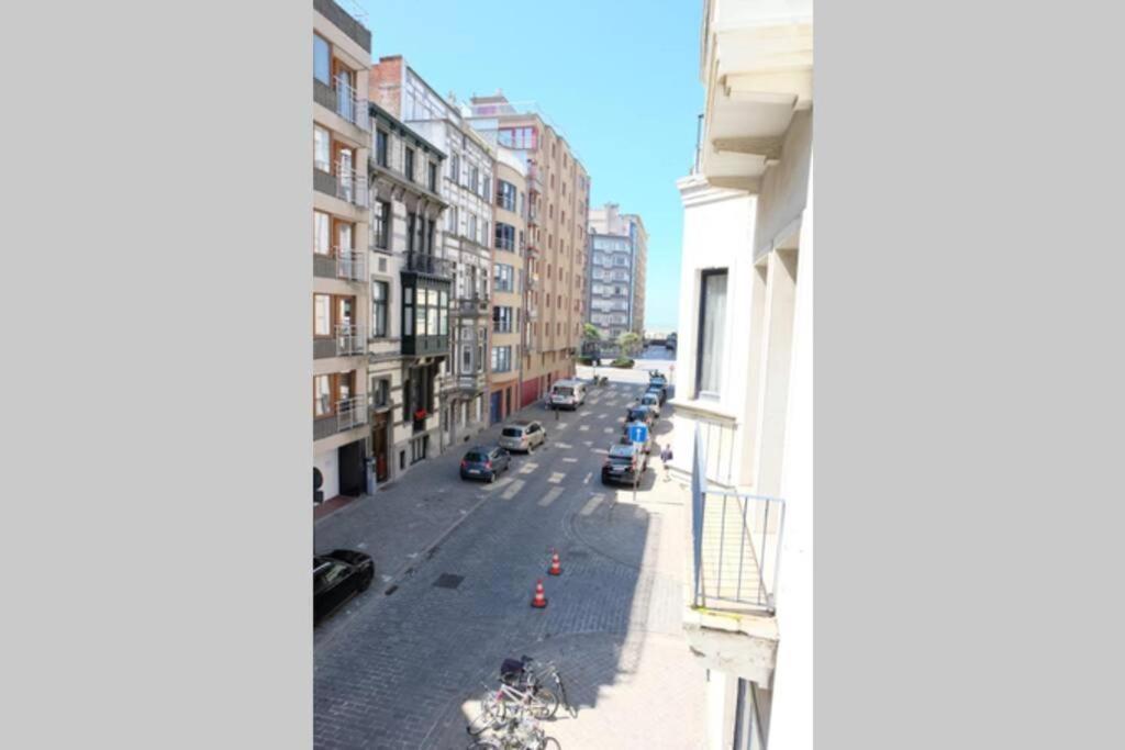 Luxury Apartment With Free Parking أوستيند المظهر الخارجي الصورة