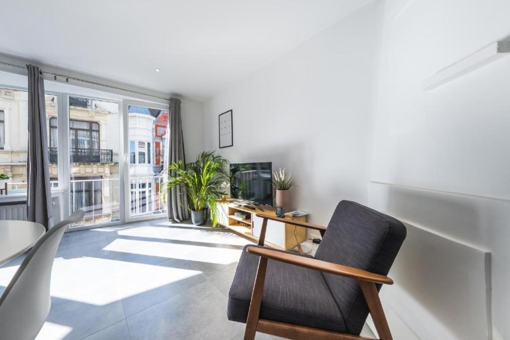 Luxury Apartment With Free Parking أوستيند المظهر الخارجي الصورة